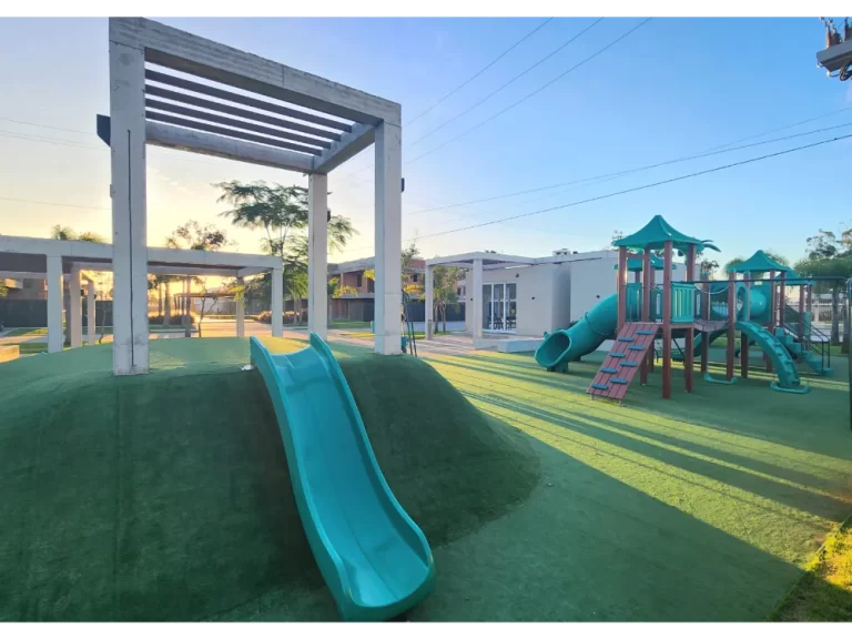 playground 03